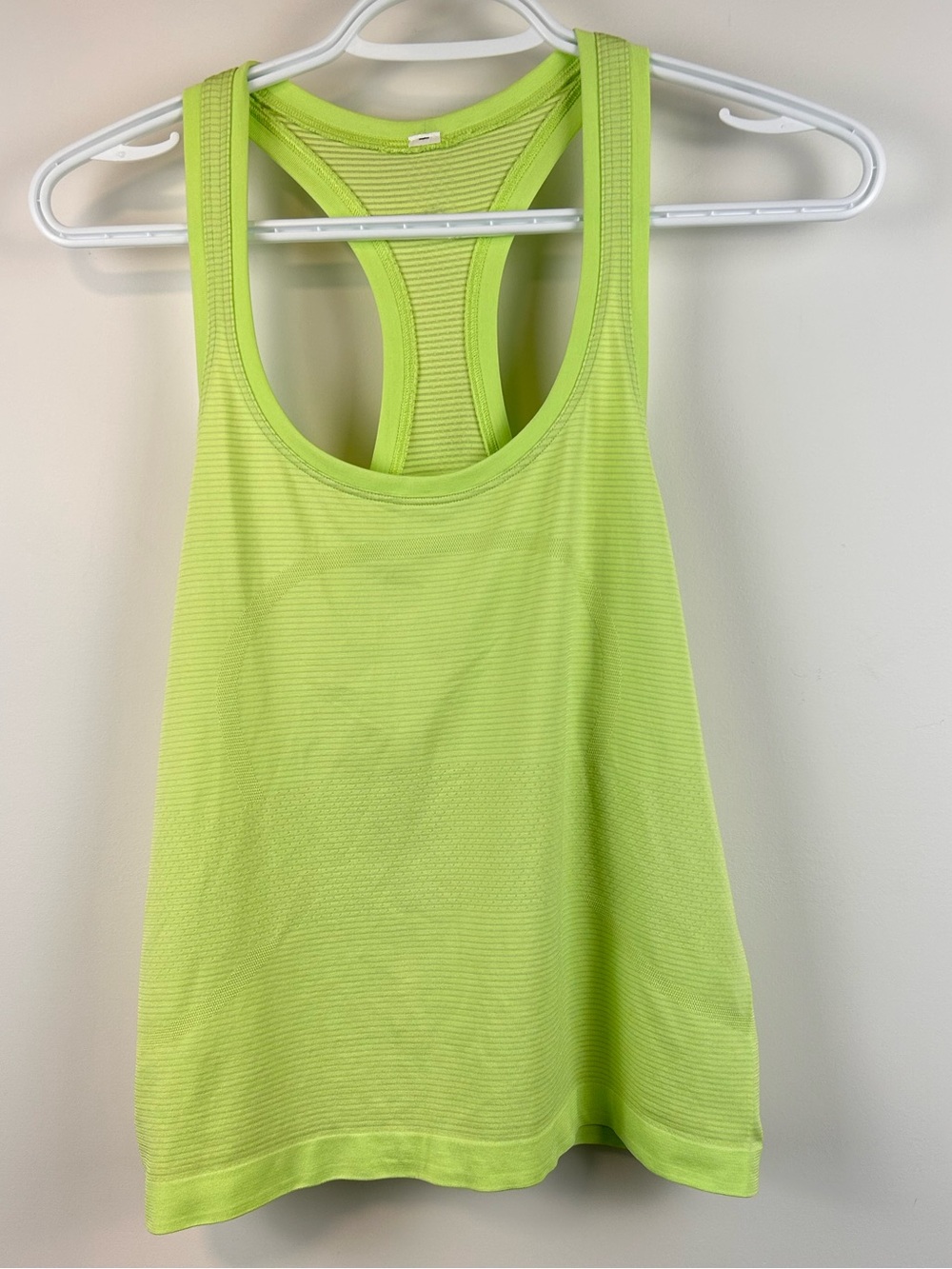 Lululemon Swiftly Tech Racerback Tank Top Neon Lime Green Size 8